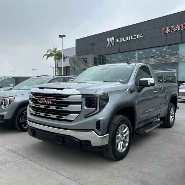 SIERRA REGULAR 2024, GMC Sierra 2024 automatica 4x4 8 cil legalizada